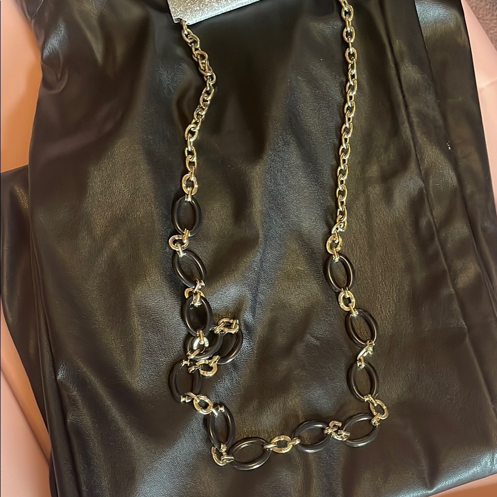 Chic Gold and Black Link Necklace